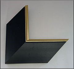 BLACK WITH GOLD LIP FRAME